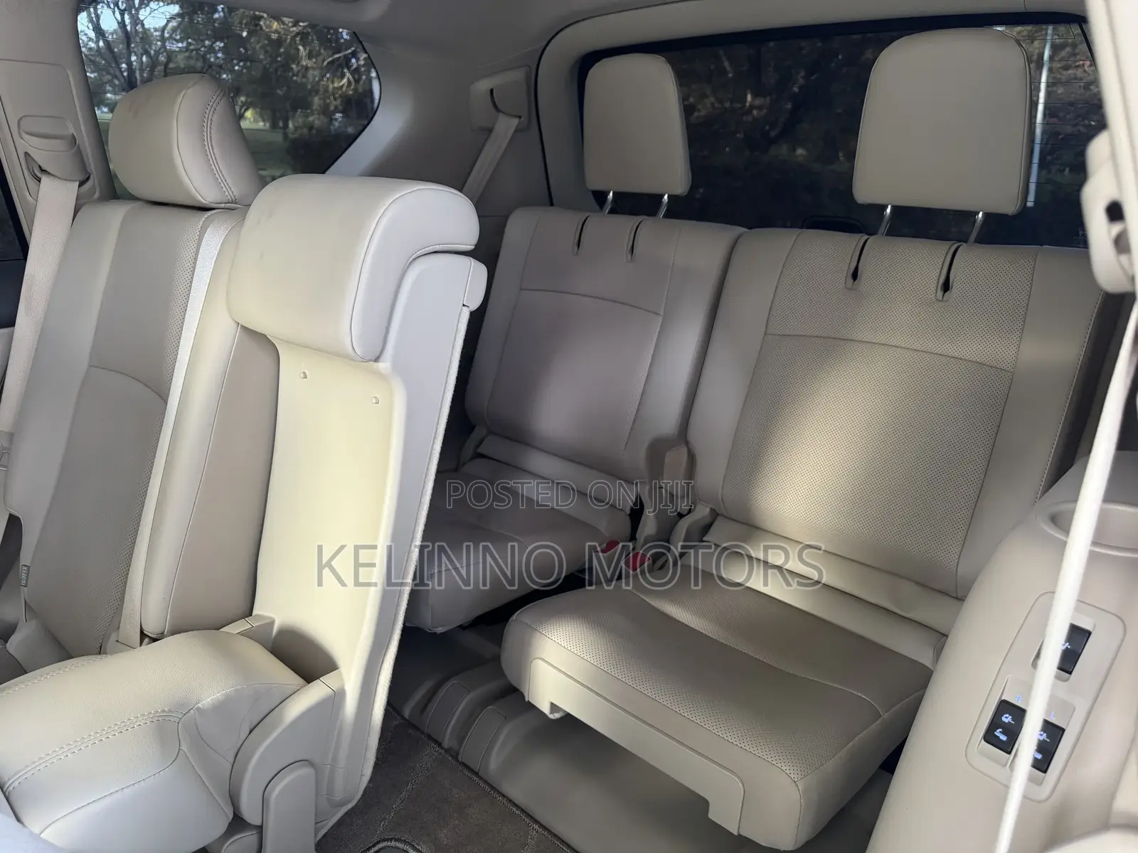 Toyota Land Cruiser Prado 2023 White