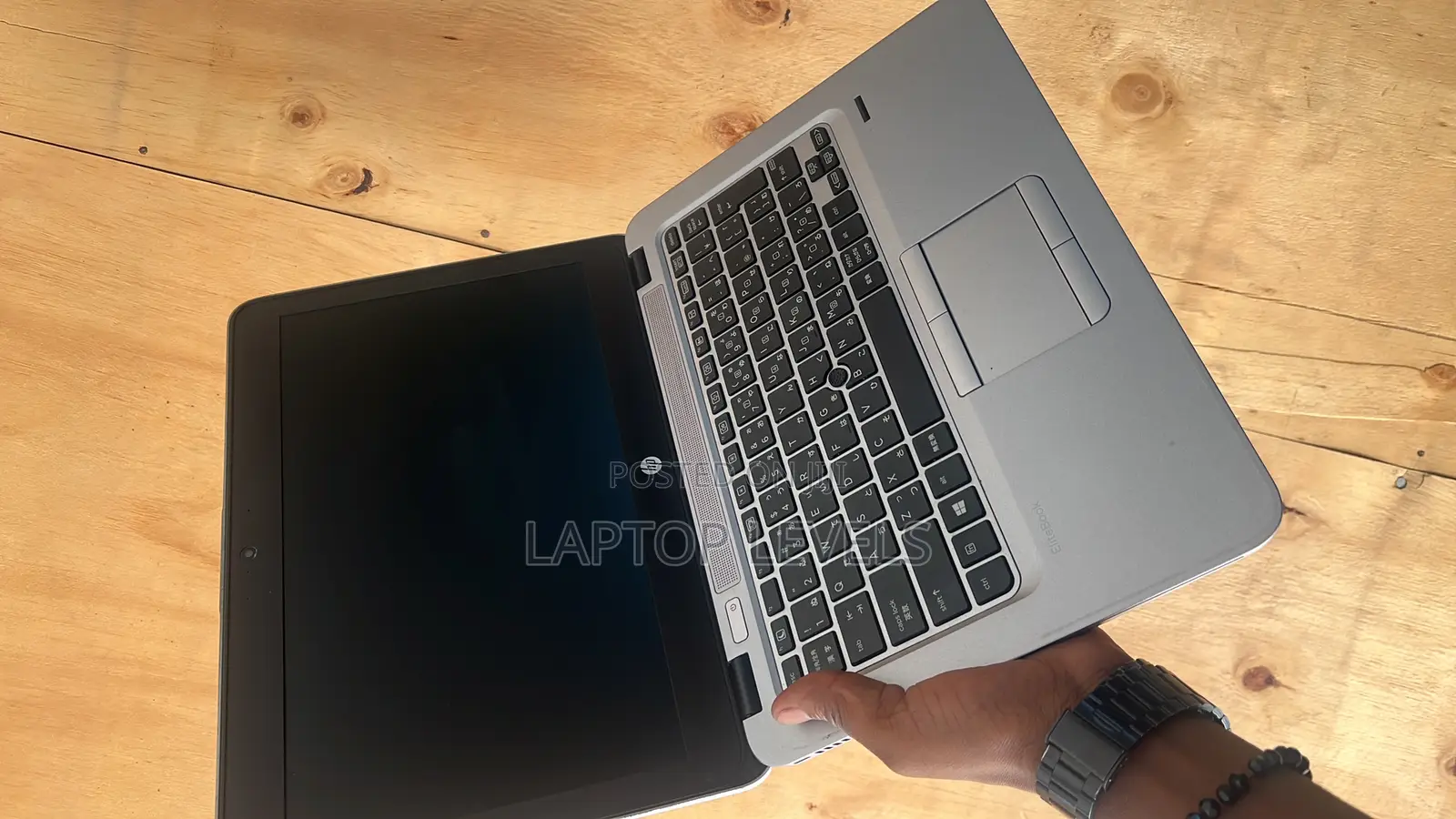 Laptop HP EliteBook 820 G3 4GB Intel Core I3 HDD 500GB