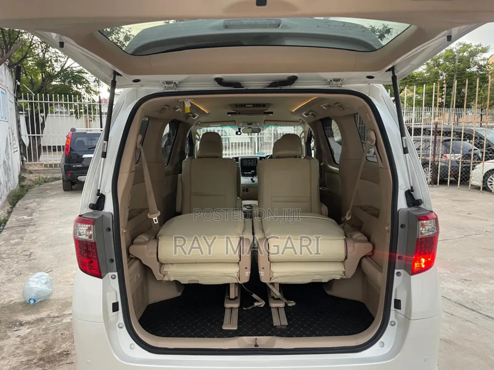 Toyota Alphard 2010 White
