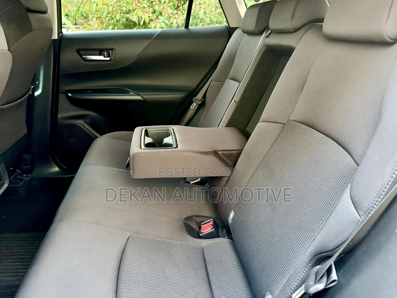 Toyota Harrier 2.5 Hybrid 2021 White