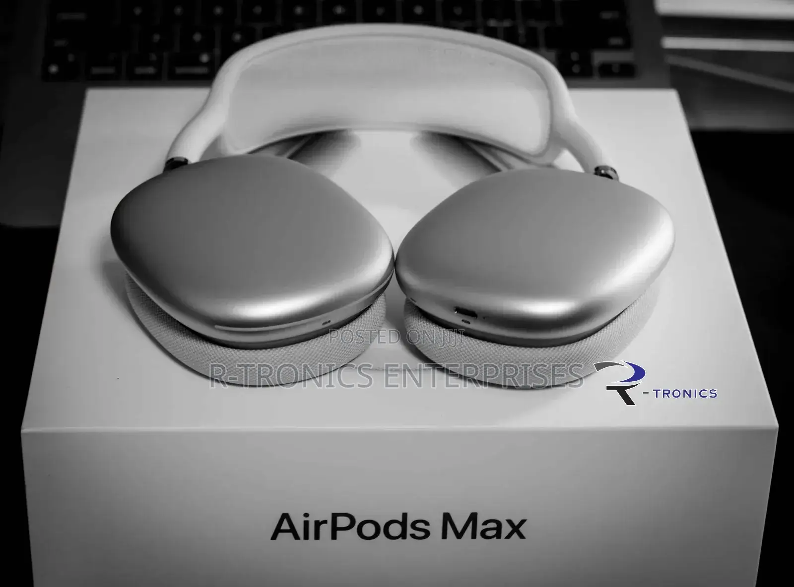 Apple Airpods Max Wireless Over-Ear Headphones