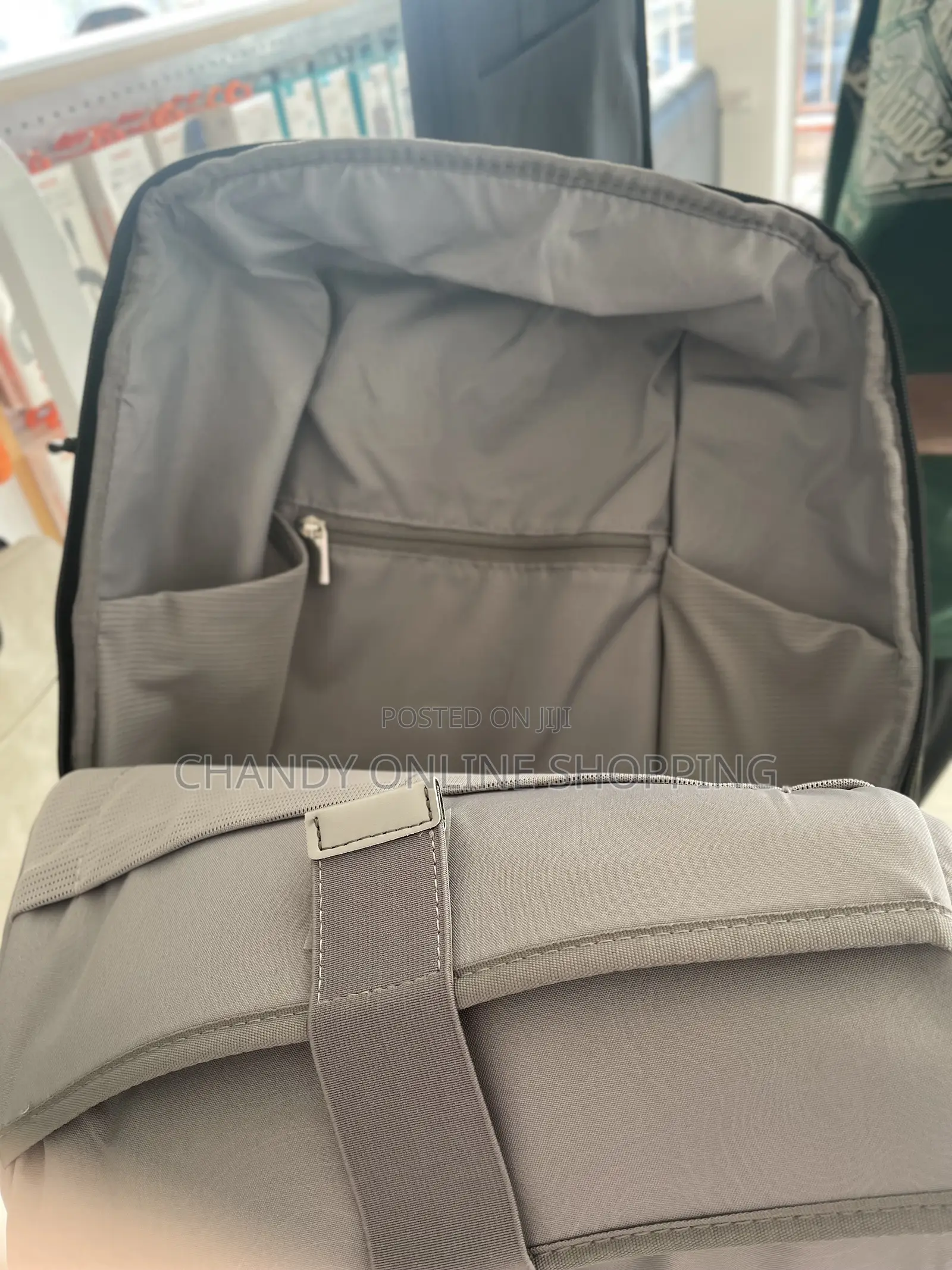 WIWU Waterproof Travel Bag