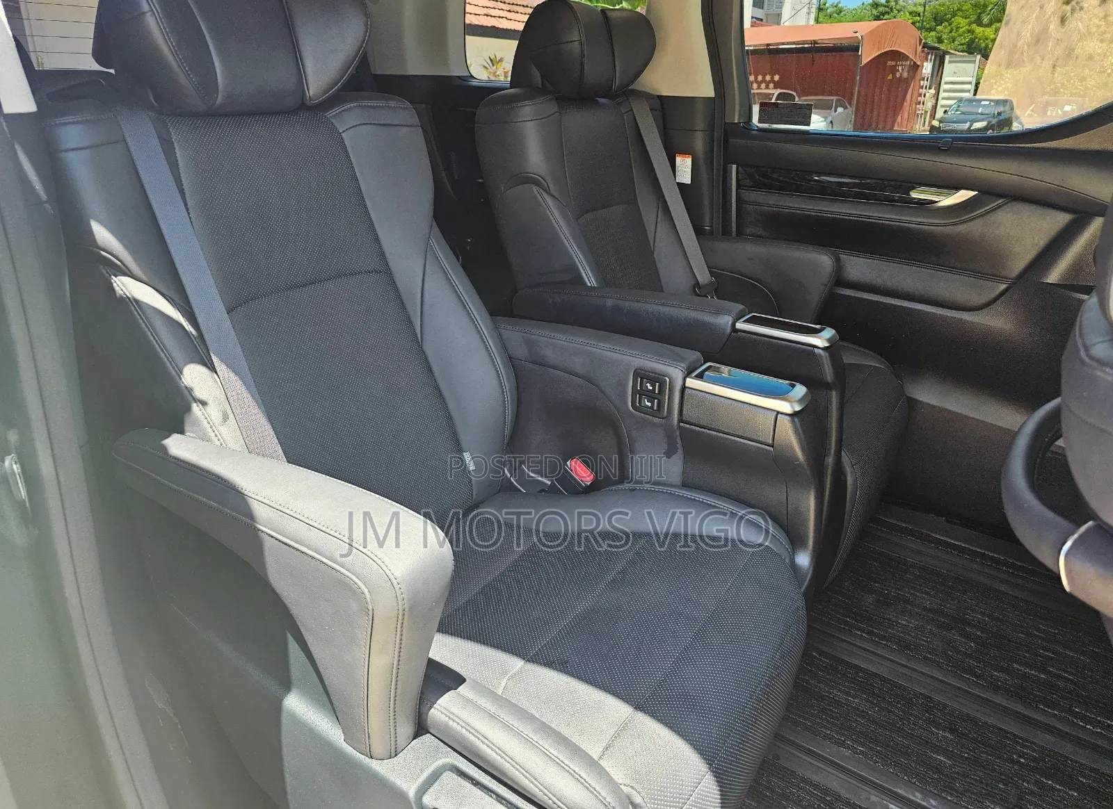 Toyota Alphard 2023 Black