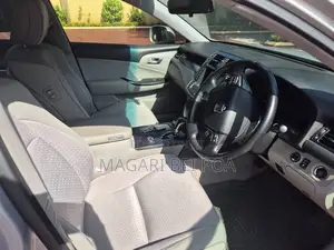 Toyota Crown 2009 Silver
