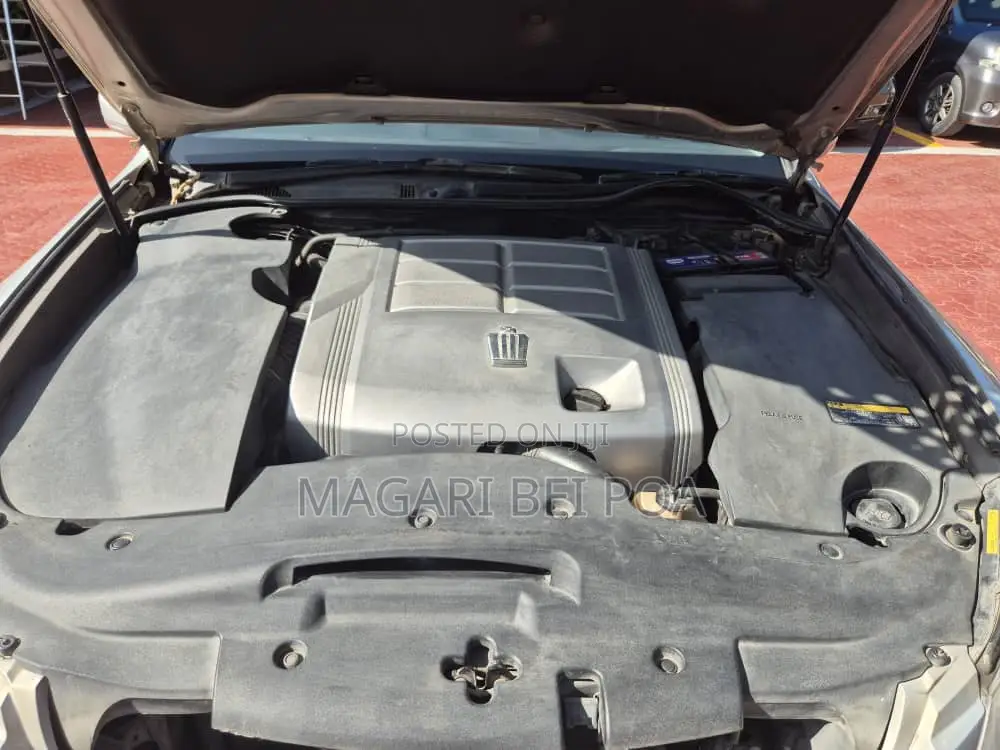 Toyota Crown 2009 Silver