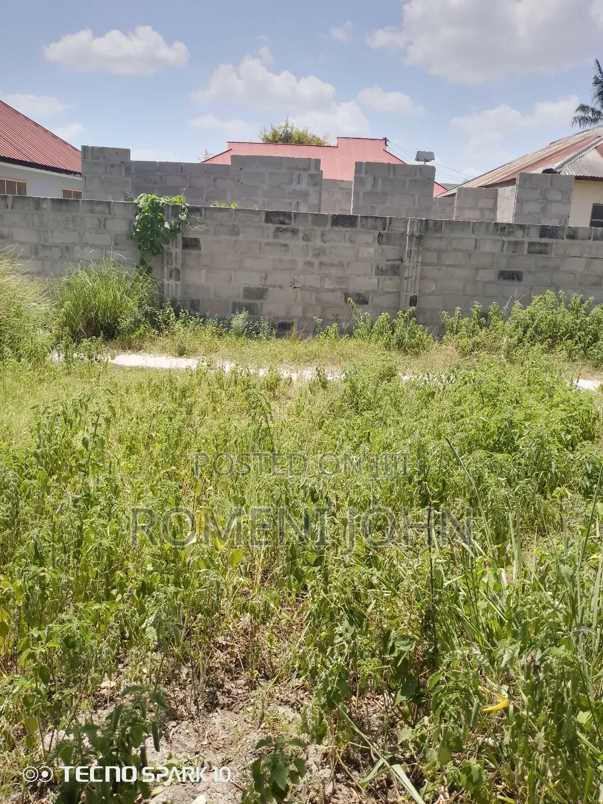 Kiwanja Sqmita 600 Kinauzwa Milioni 16.5 Ukonga Kwa Diwani.