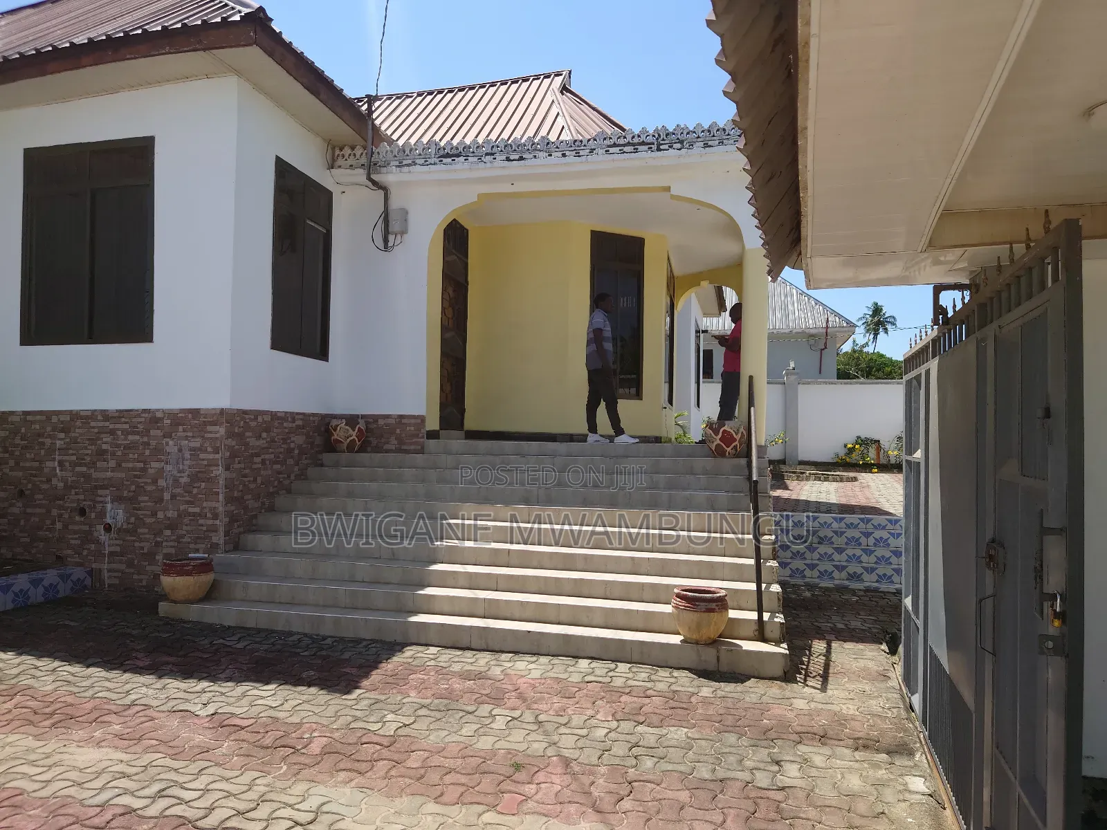 Furnished 4bdrm Apartment in Mikwambe Chekechea, Kigamboni for sale