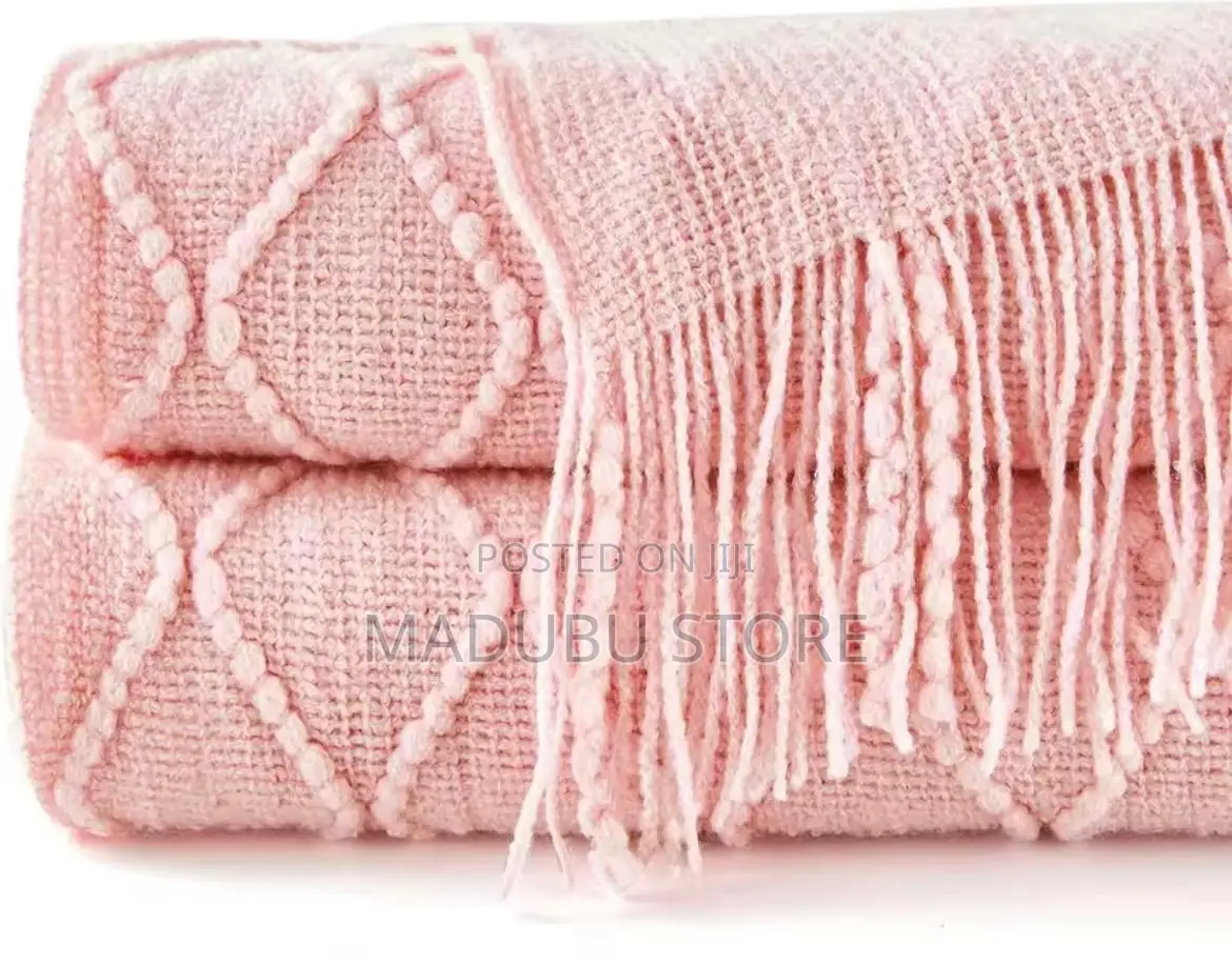 *Quality Throw Blankets