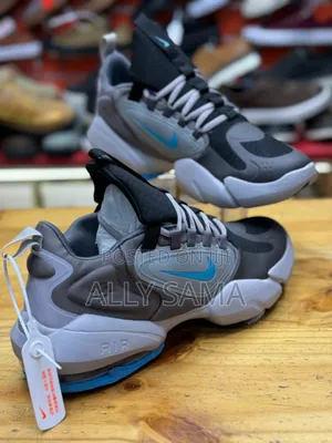 Men's Sneakers Nike Airmax Gray