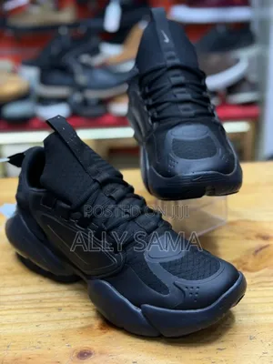 Men's Sneakers Nike Airmax Black White