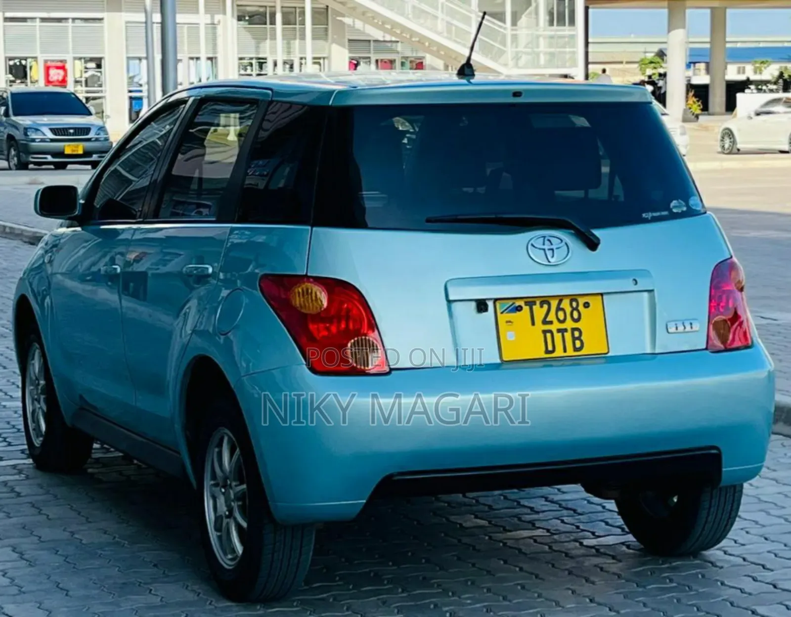 Toyota IST 2005 Blue