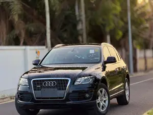 Audi Q5 2011 Black