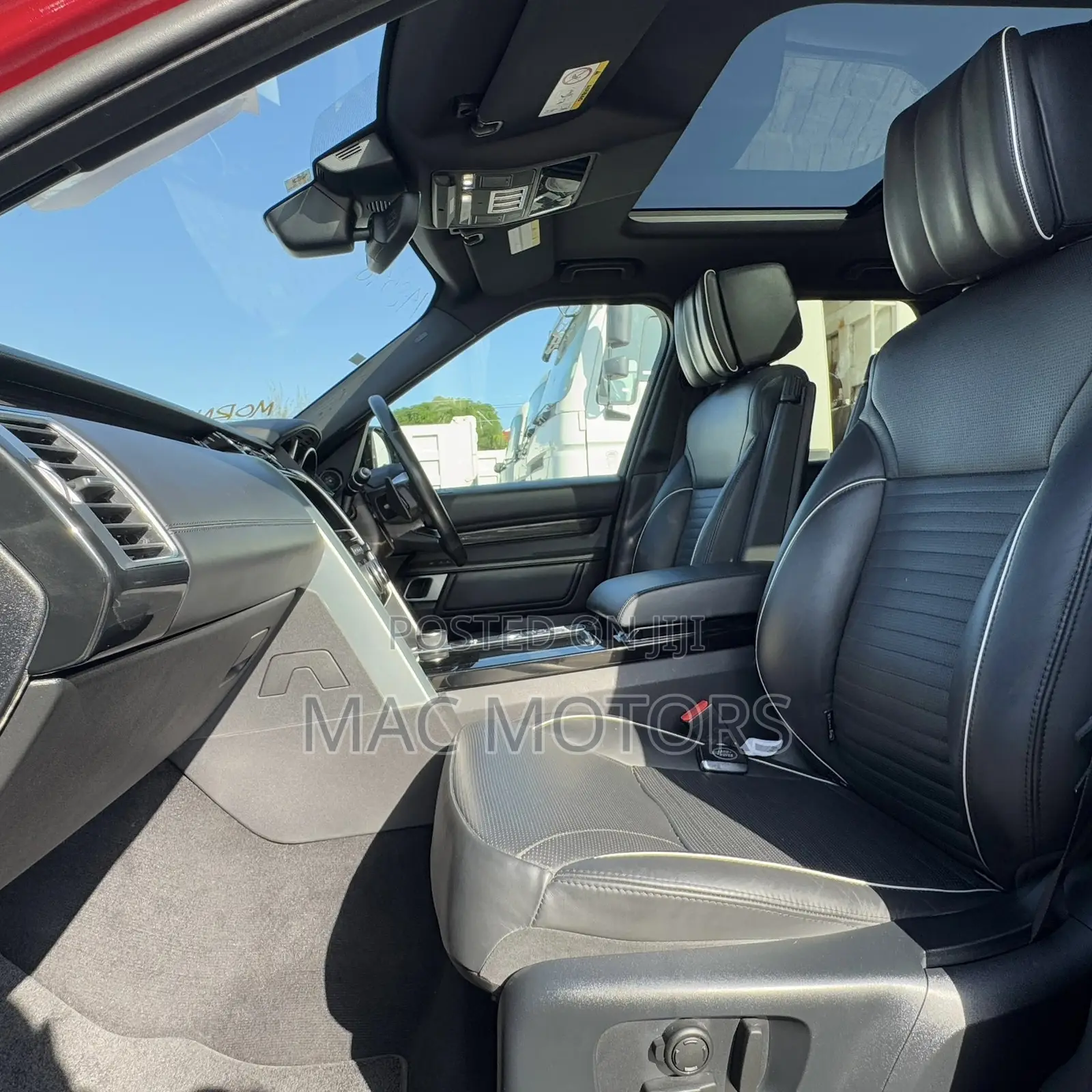 Land Rover Discovery 2017 Burgundy