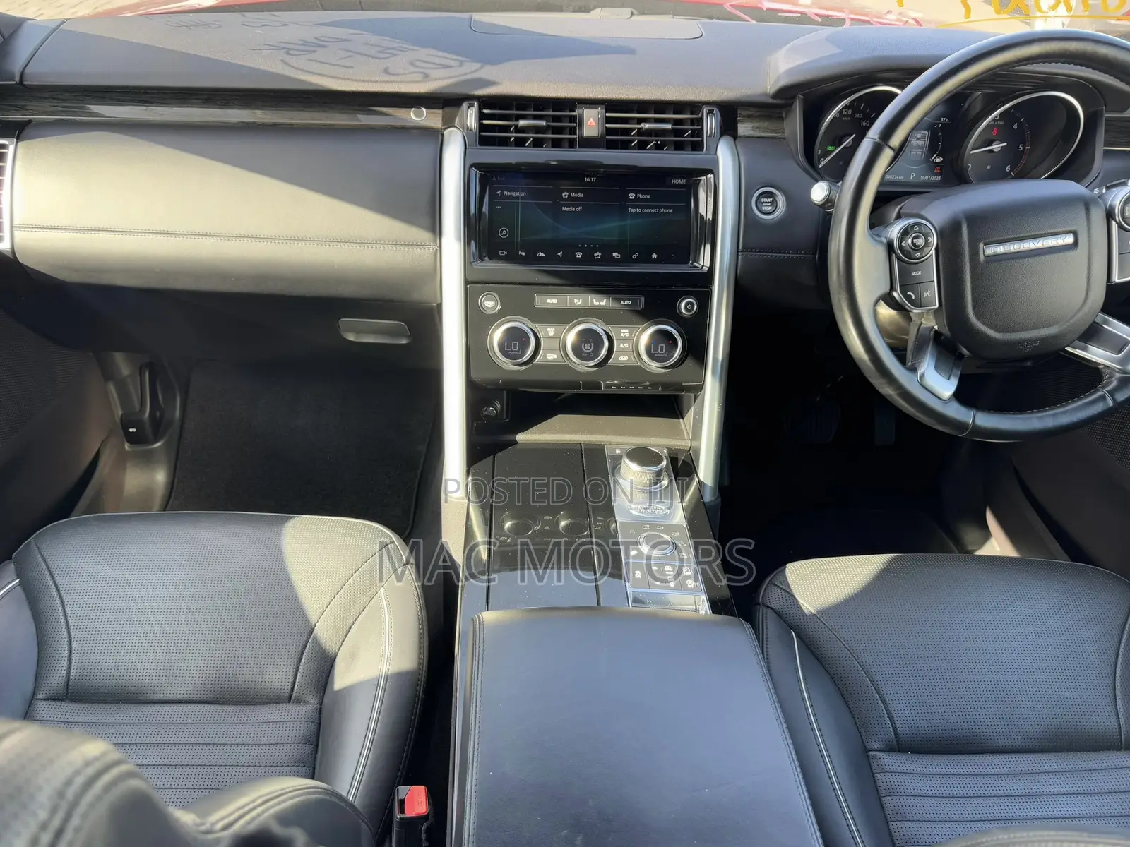 Land Rover Discovery 2017 Burgundy