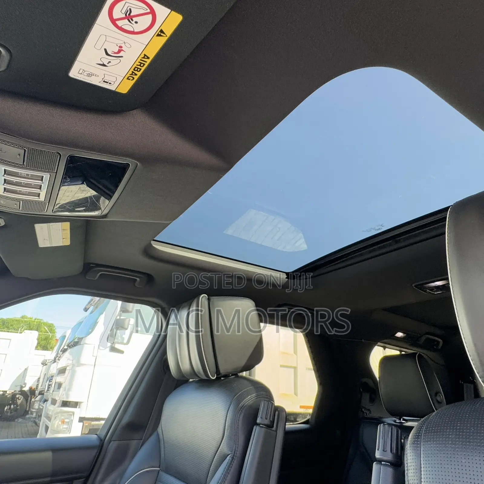 Land Rover Discovery 2017 Burgundy