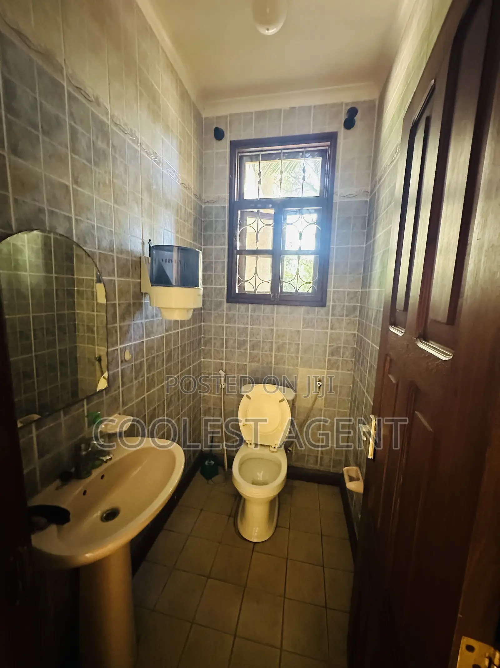 5bdrm Duplex in Mikocheni, Kinondoni for rent