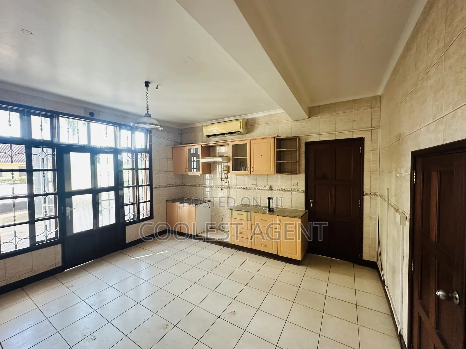5bdrm Duplex in Mikocheni, Kinondoni for rent