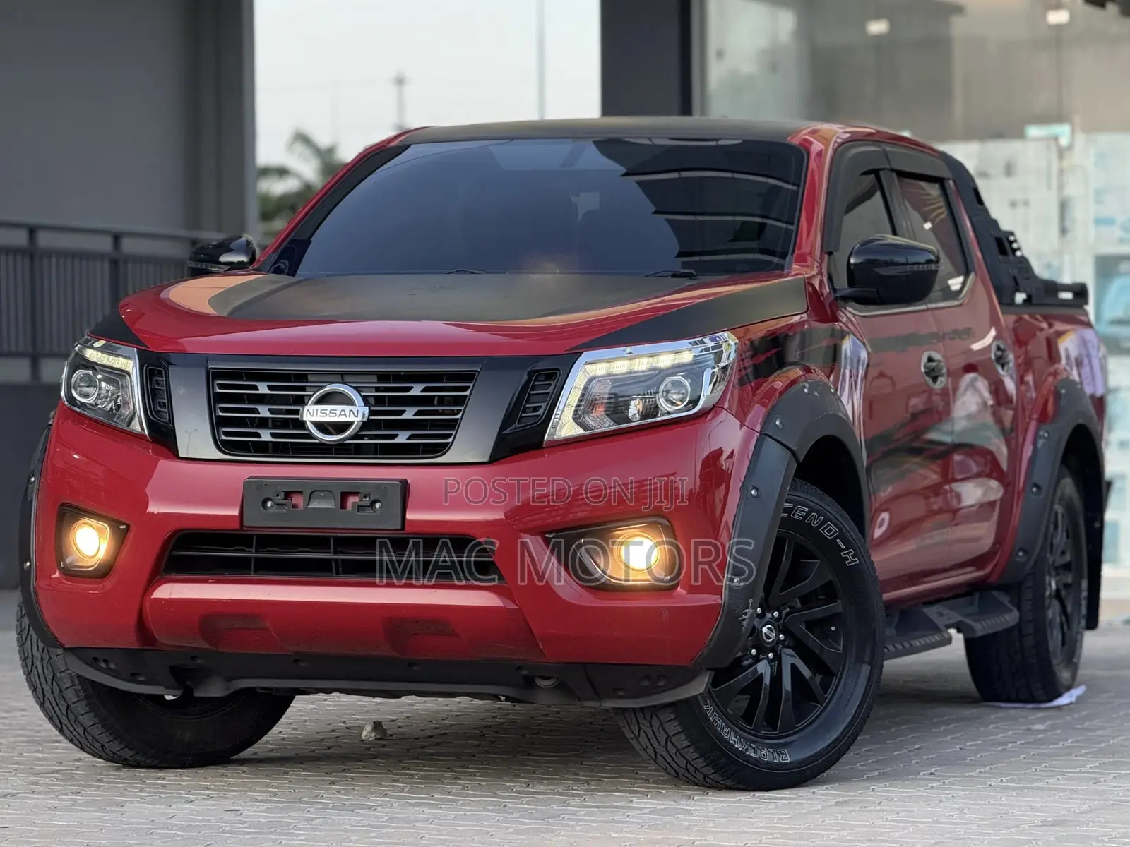 Nissan Navara 2017 Burgundy