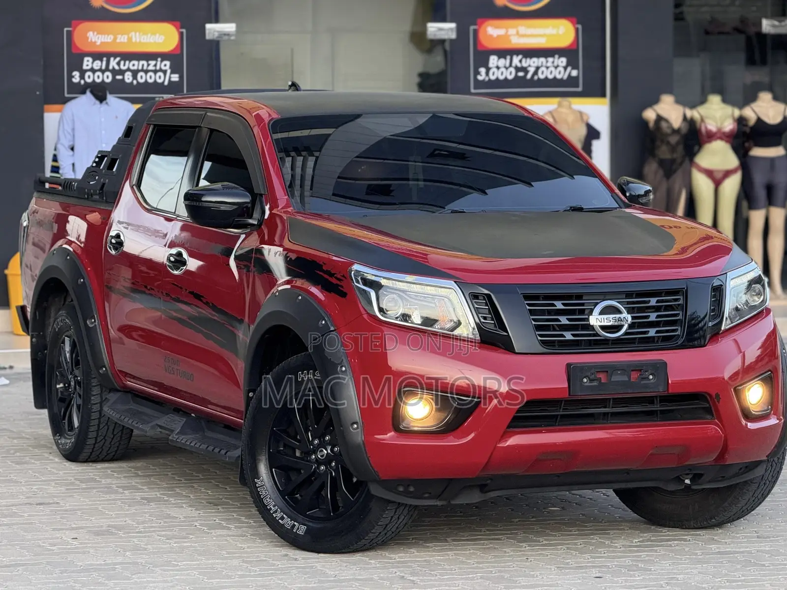 Nissan Navara 2017 Burgundy