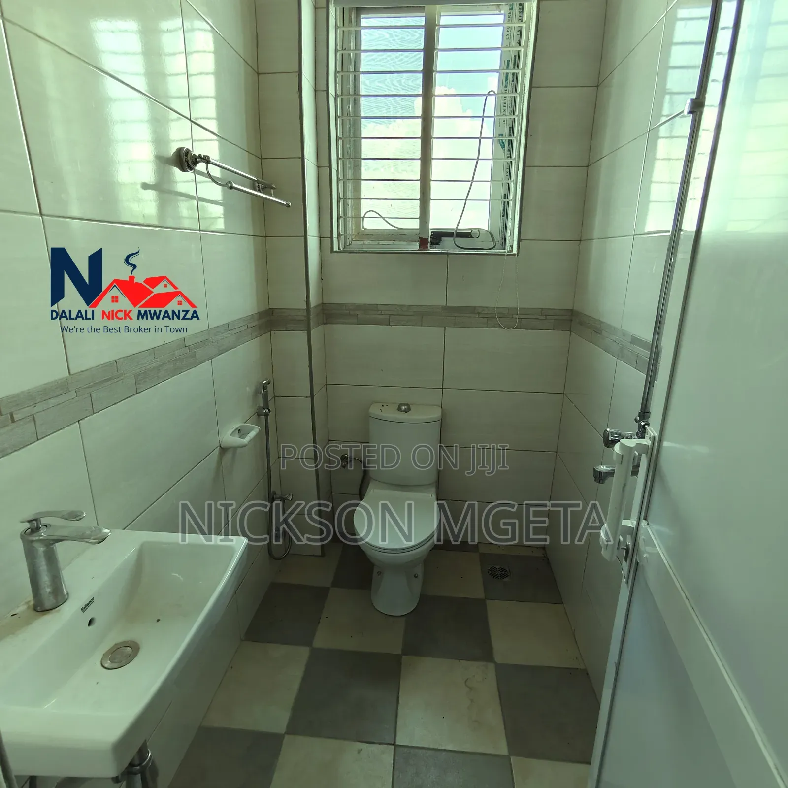 3bdrm Apartment in Dalali_Nick_Mwanza, Kirumba for rent