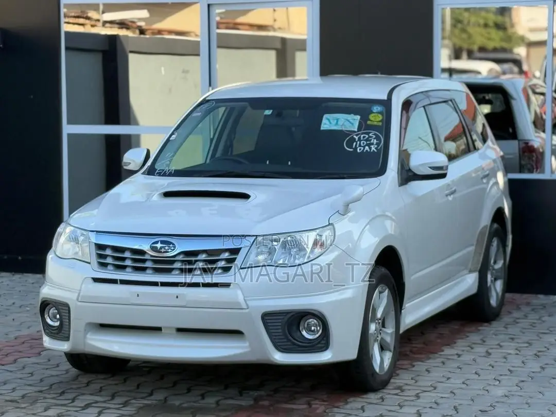 Subaru Forester 2012 White