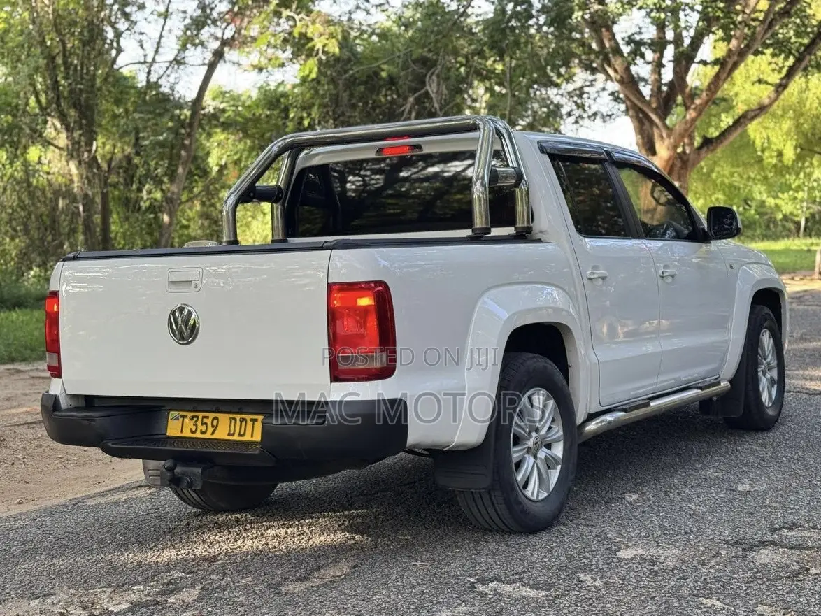 Volkswagen Amarok 2015 White