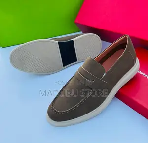 Steve Madden Cadual Shoes