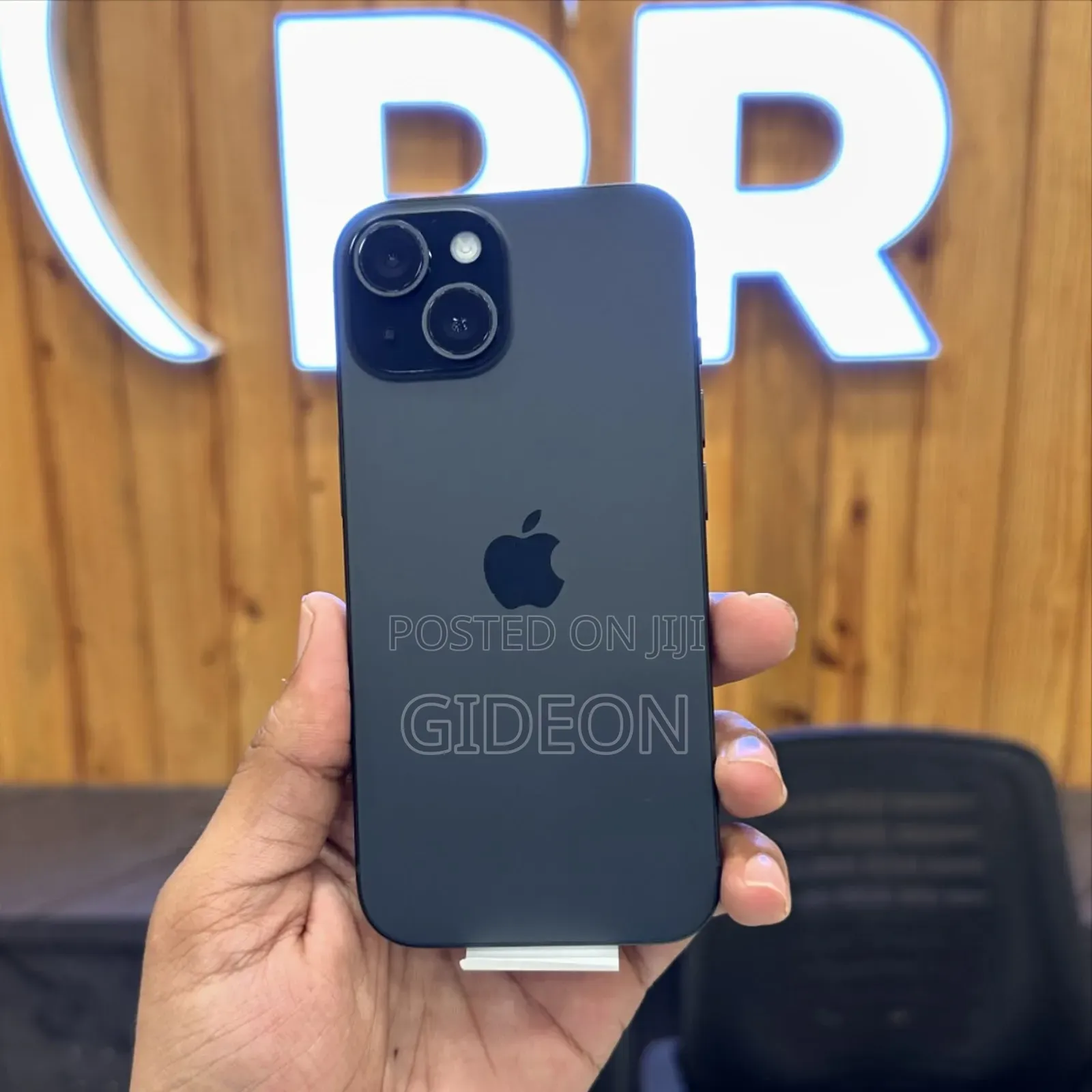 New Apple iPhone 15 128 GB Black