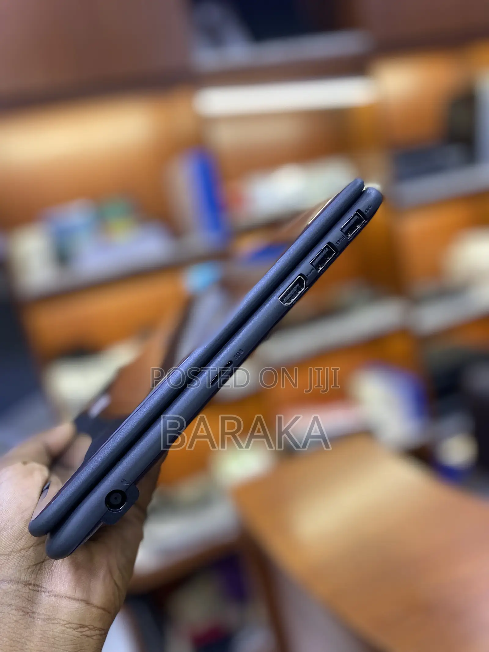 Laptop Dell Latitude 3189 4GB Intel SSD 128GB