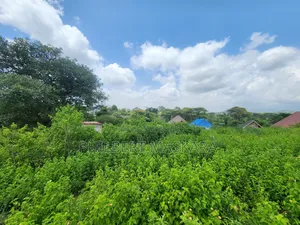 Kiwanja Kizuri Kinauzwa