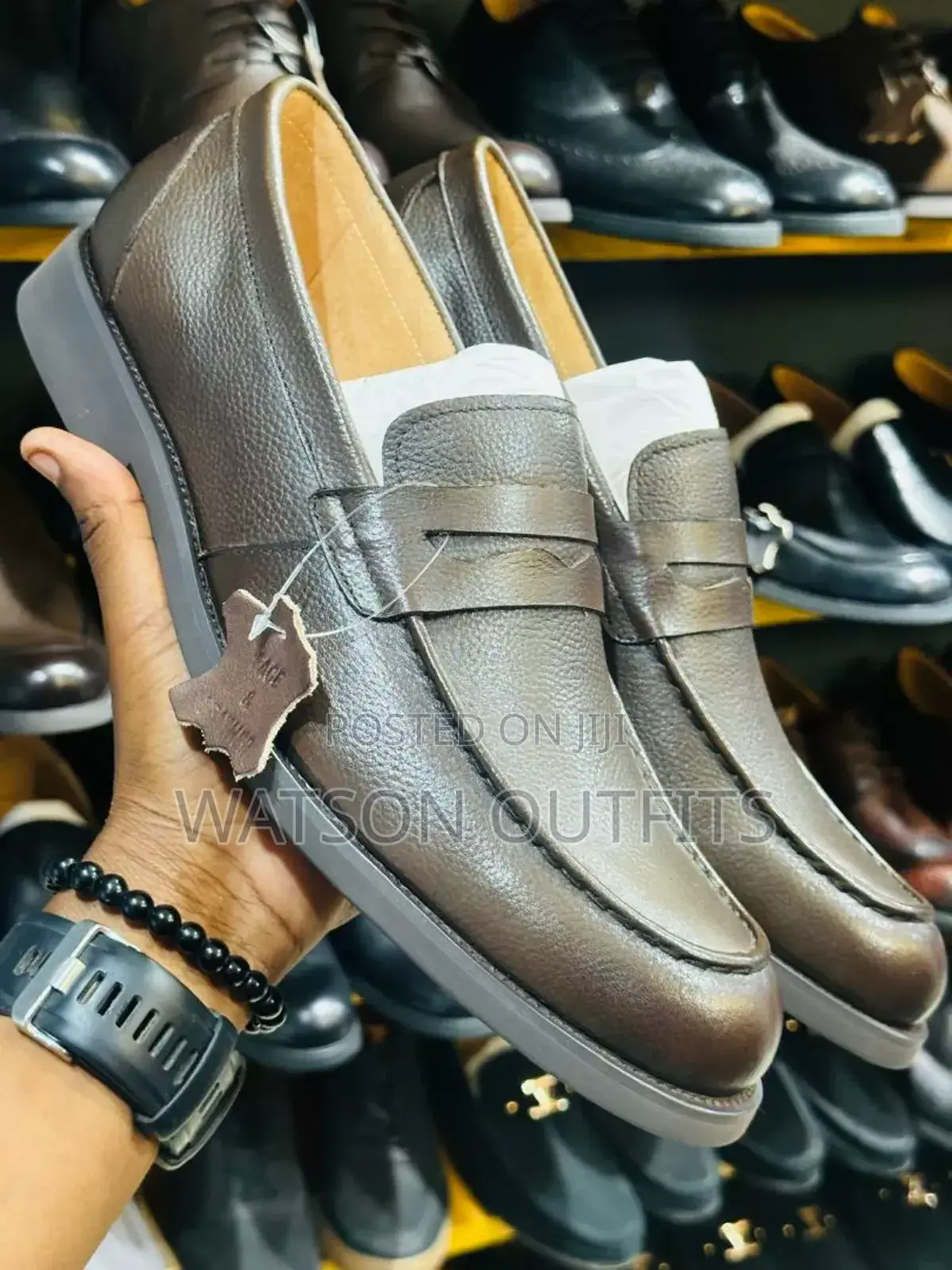 Best Quality Clarks Loafers/Shoes/Footwears