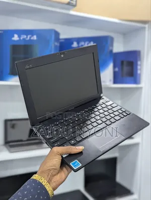 Laptop Asus Eee PC X101H 2GB Intel Atom HDD 250GB