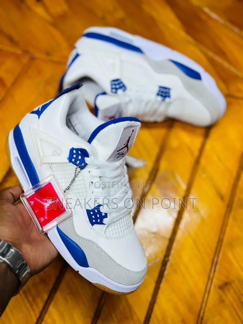 Air Jordan 4 Retro ‘’Military Blue’’