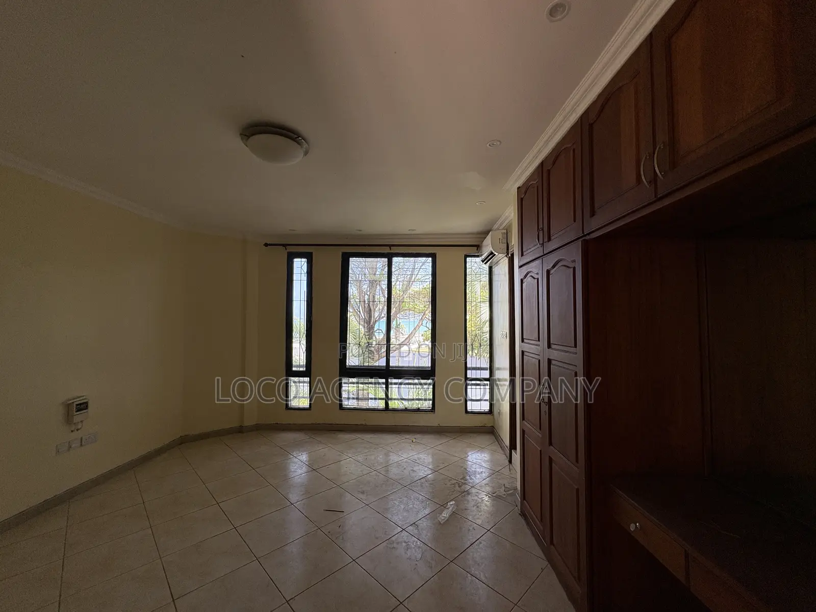 4bdrm Villa in Trusted Real Estate, Kawe for rent