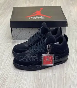 Jordan 4 Black Cat