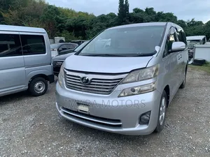 Toyota Vellfire 2010 Silver