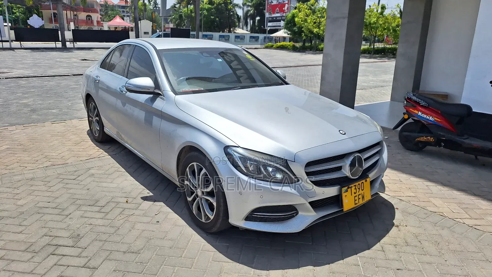 Mercedes-Benz C200 2014 Silver