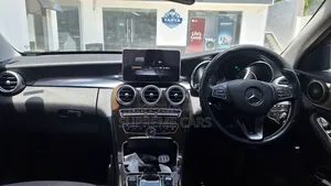 Mercedes-Benz C200 2014 Silver