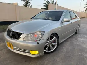 Toyota Crown Royale 2005 Silver