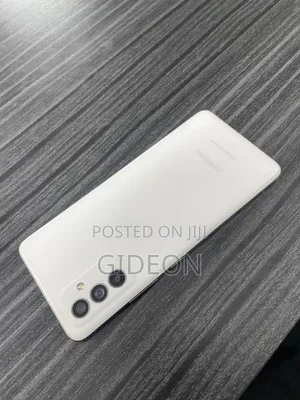 Samsung Galaxy A82 5G (Galaxy Quantum 2) 128 GB White