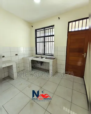 3bdrm Apartment in Dalali_Nick_Mwanza, Kiseke for rent