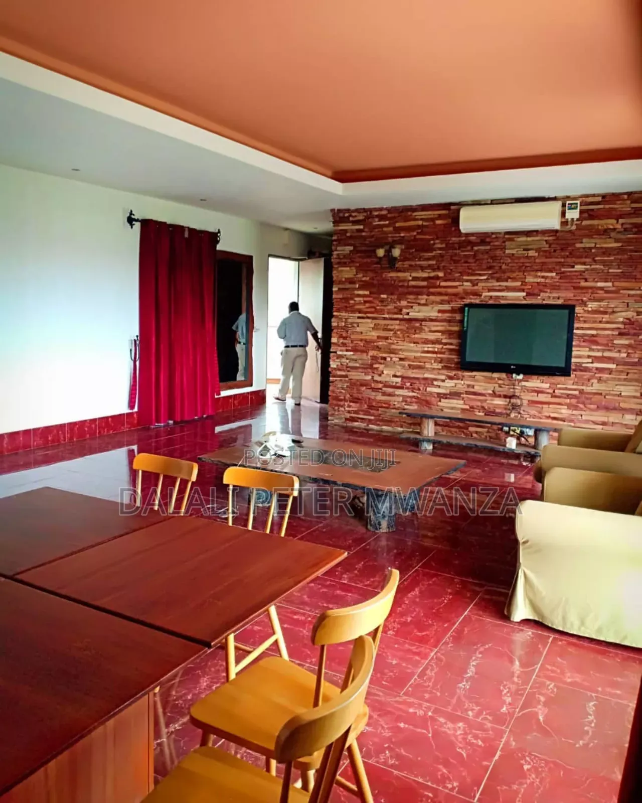 3bdrm Apartment in Capripoint, Nyamagana for rent