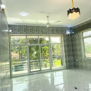 3bdrm Shared Apartment in Town, Nyamagana for rent