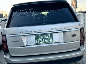 Land Rover Range Rover Vogue 2015 Silver