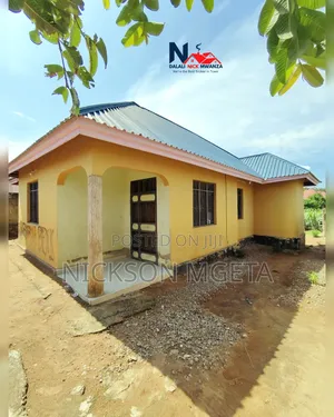 4bdrm House in Dalali_Nick_Mwanza, Nyasaka for sale
