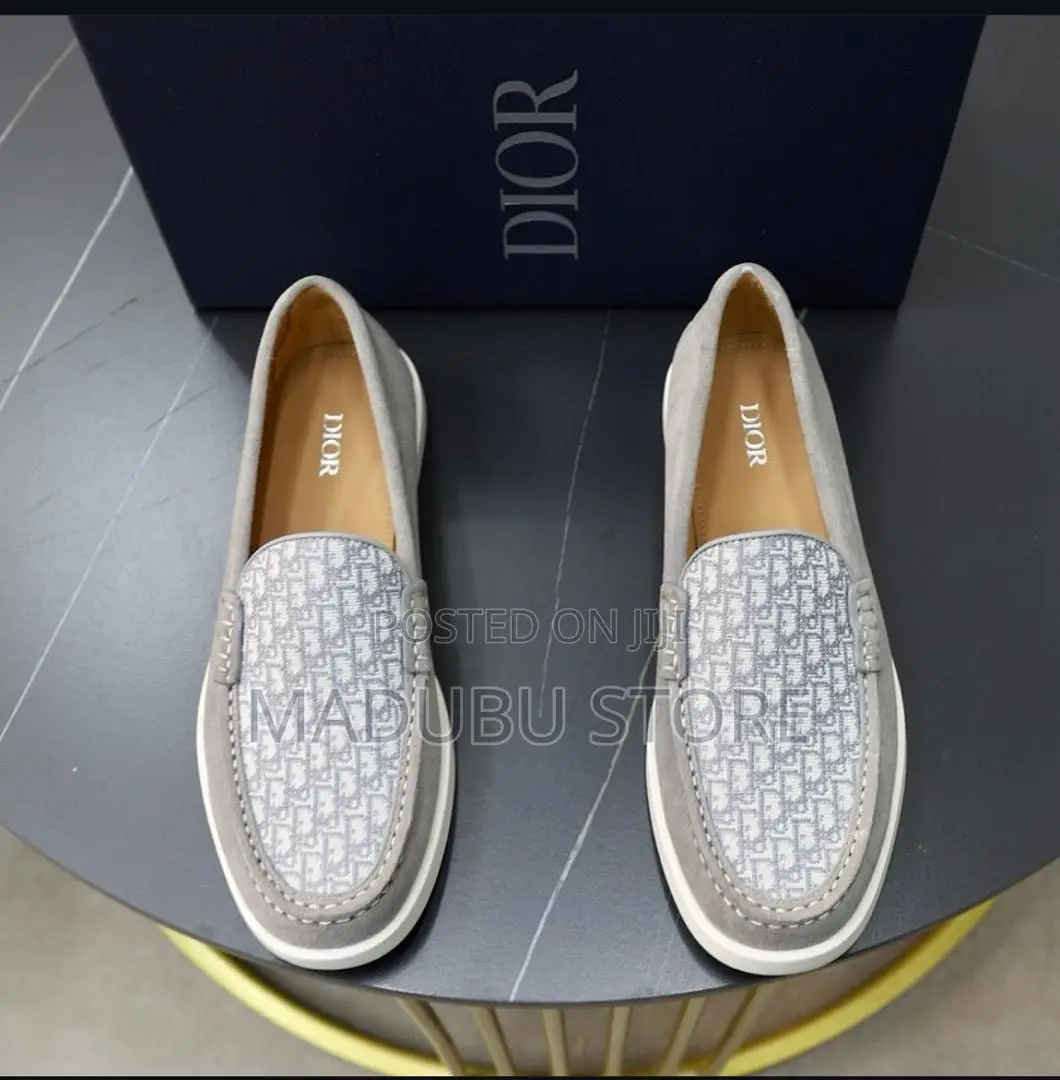 Classic Men’S Loafers