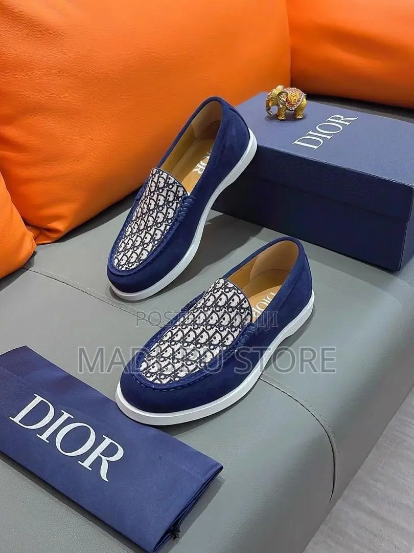 Classic Men’S Loafers