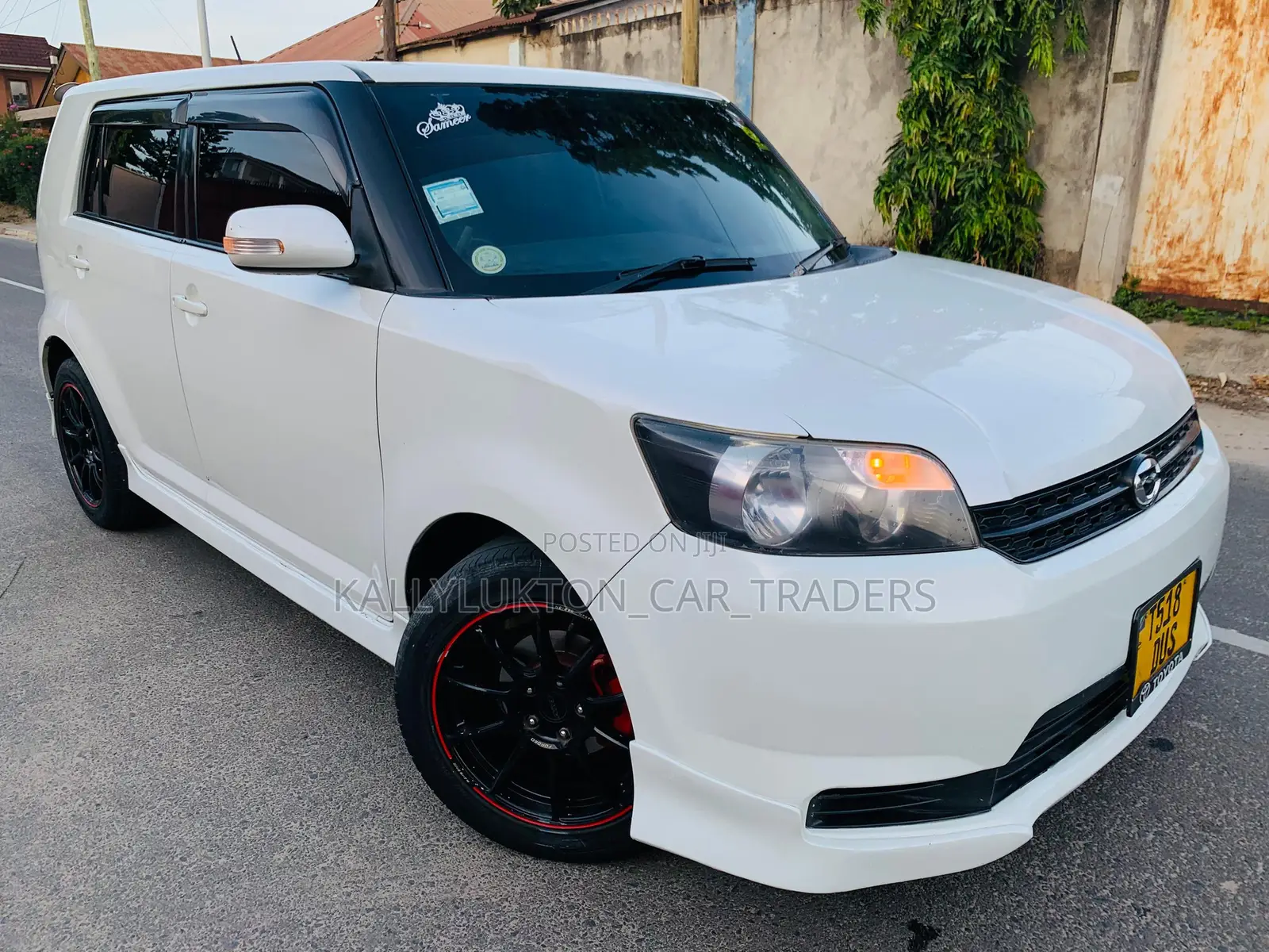 Toyota Corolla Rumion 2010 White