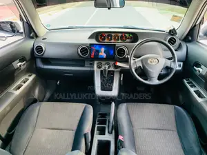 Toyota Corolla Rumion 2010 White
