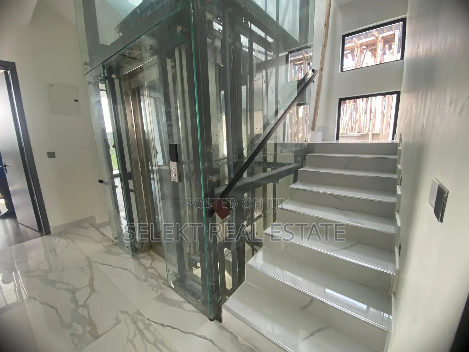 4bdrm Villa in Oysterbay, Kinondoni for rent